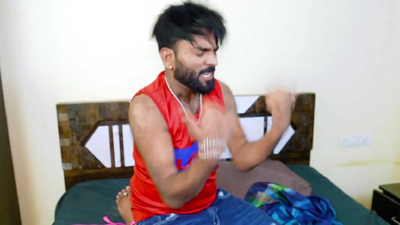 Preview of Tamil Bhabhi Uncut